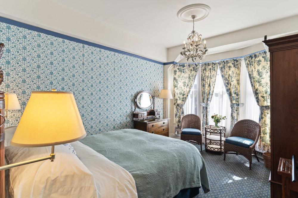 Double Room interior